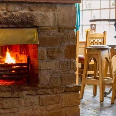 إيننيسكيلن The Three Way Inn المظهر الخارجي الصورة