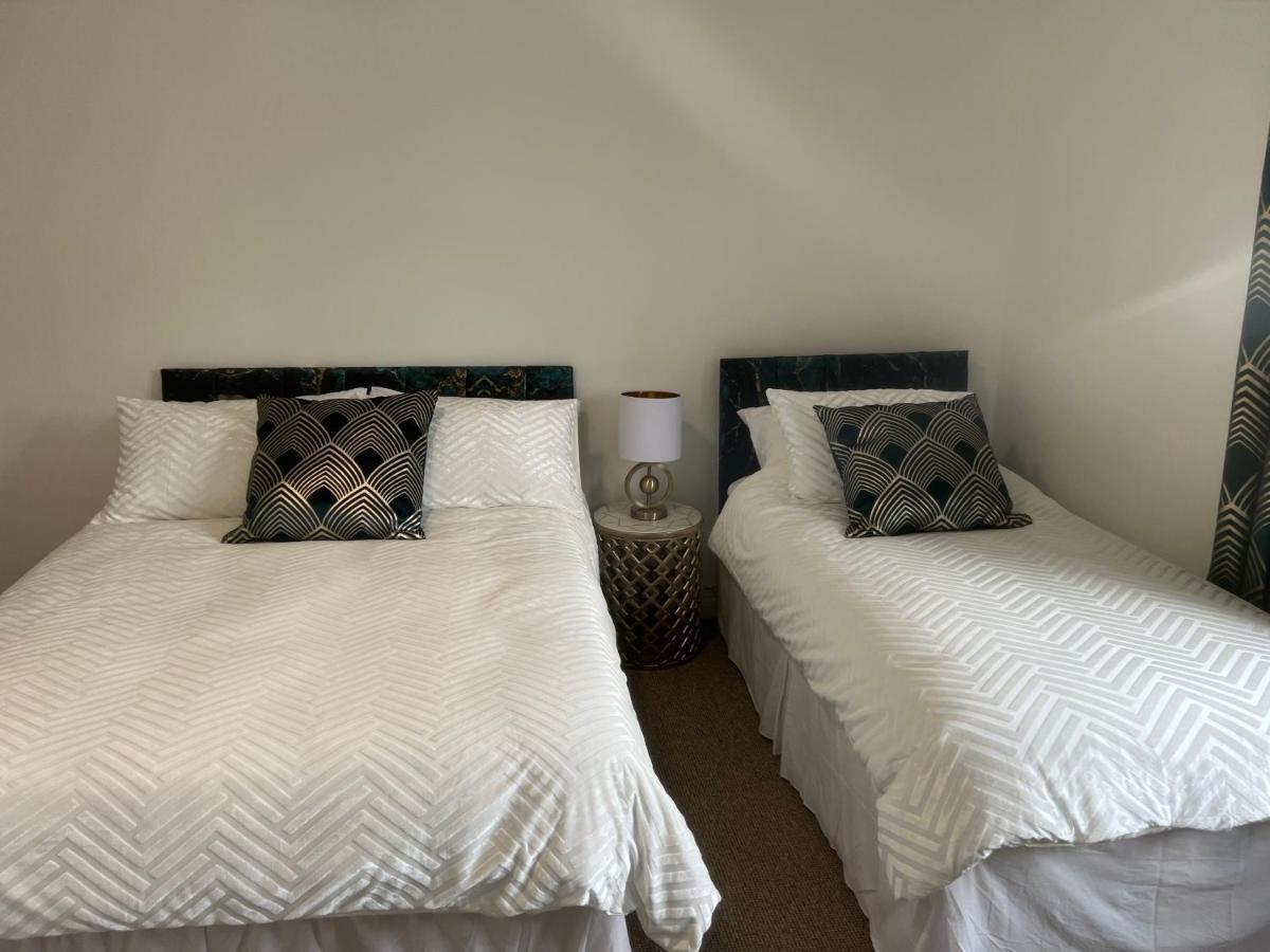 إيننيسكيلن The Three Way Inn المظهر الخارجي الصورة